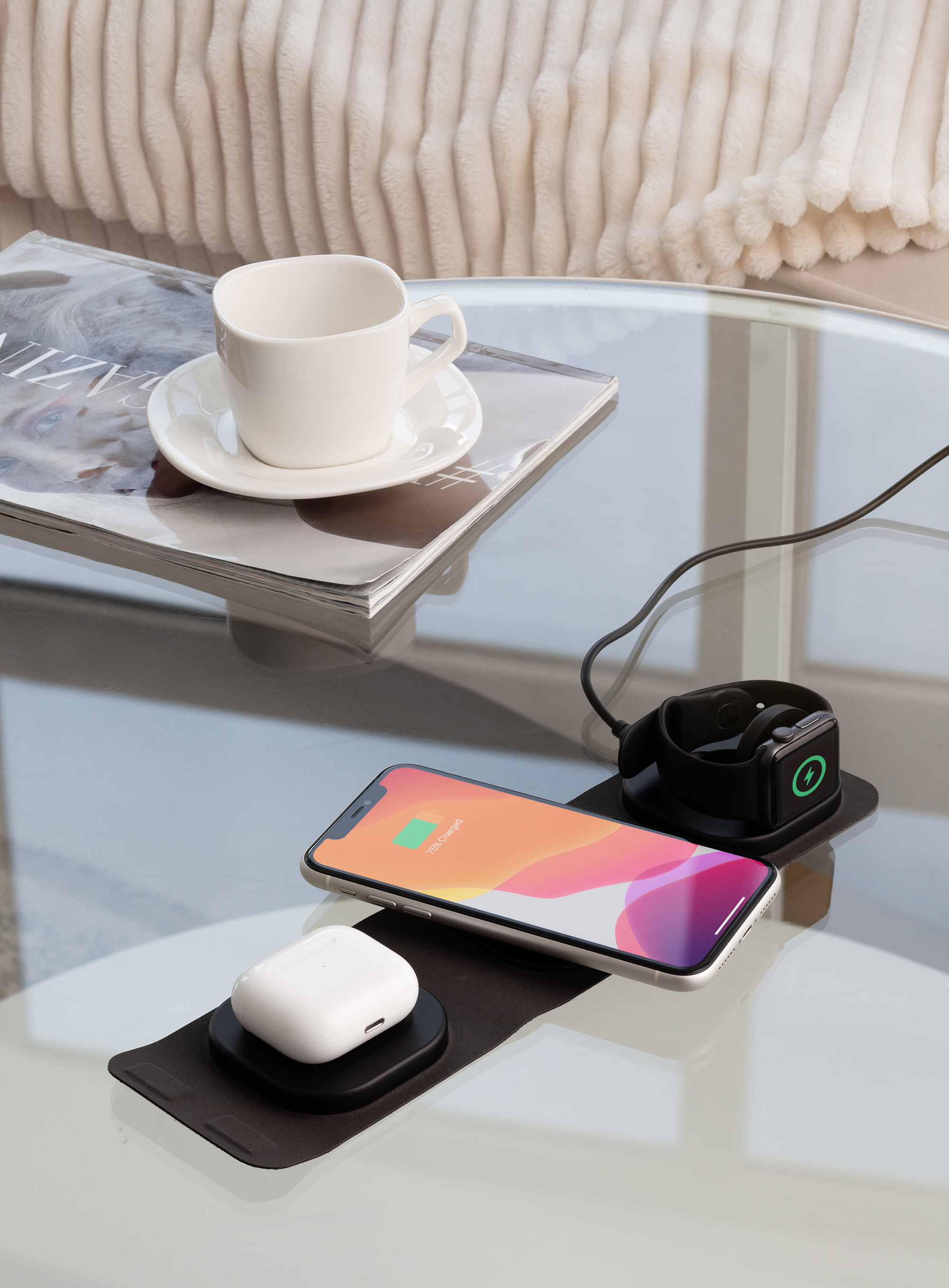 Складная беспроводная (15W) зарядная станция "Magic Case" с MagSafe для смартфона, часов и наушников, черный