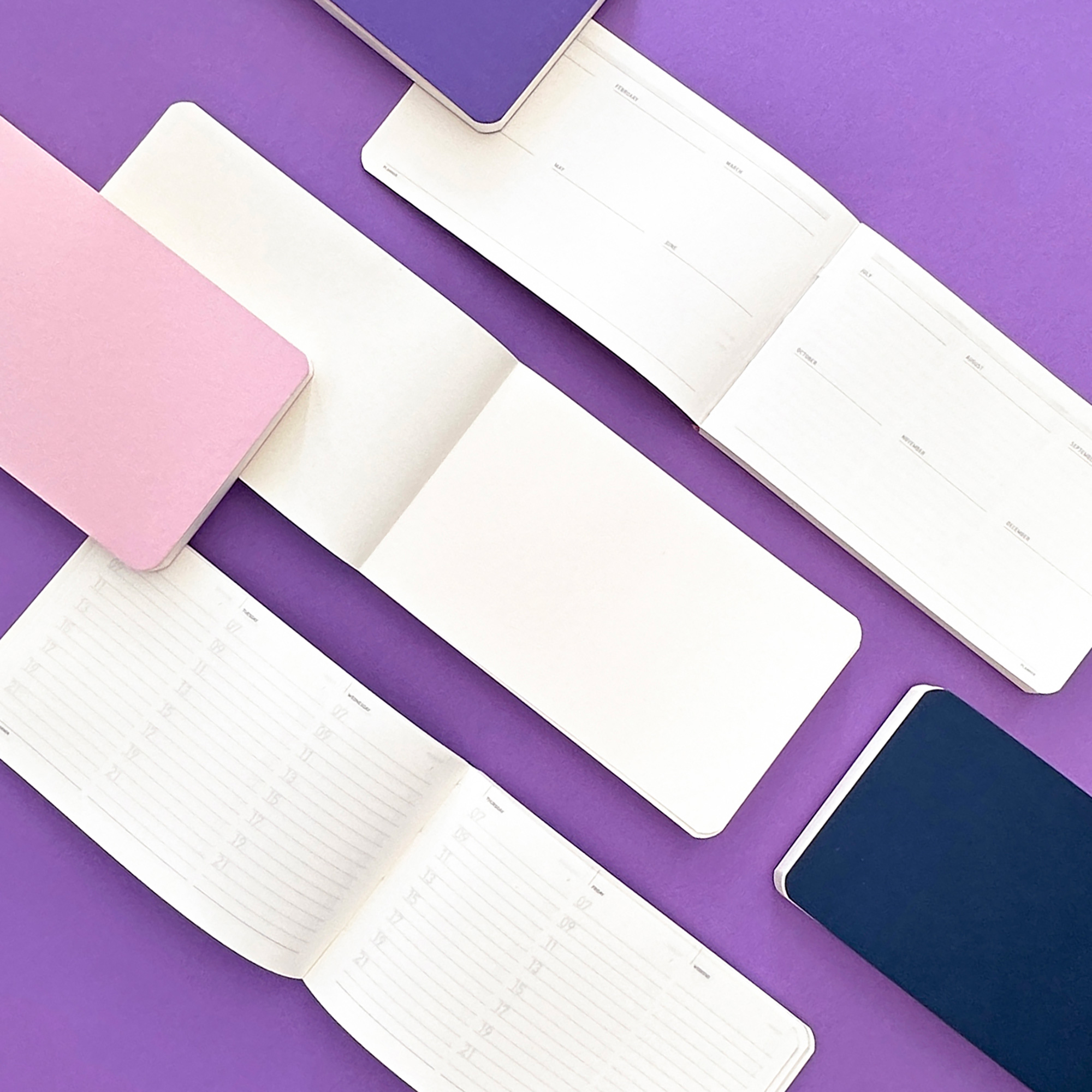 Еженедельник недатированный А6 Мегаполис Вельвет, зефирный фиолетовый