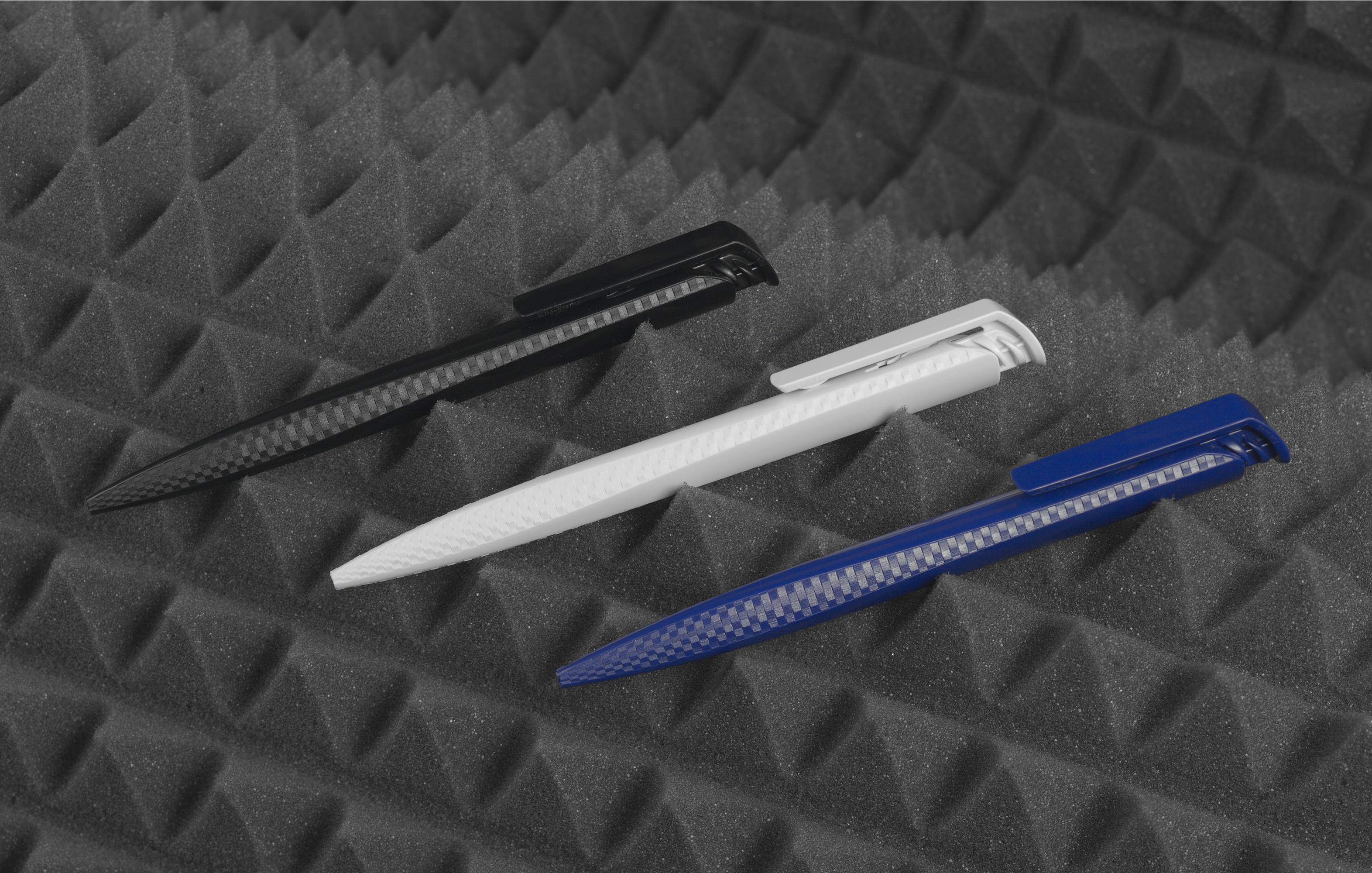 Ручка шариковая TRIAS CARBON, белый#, белый