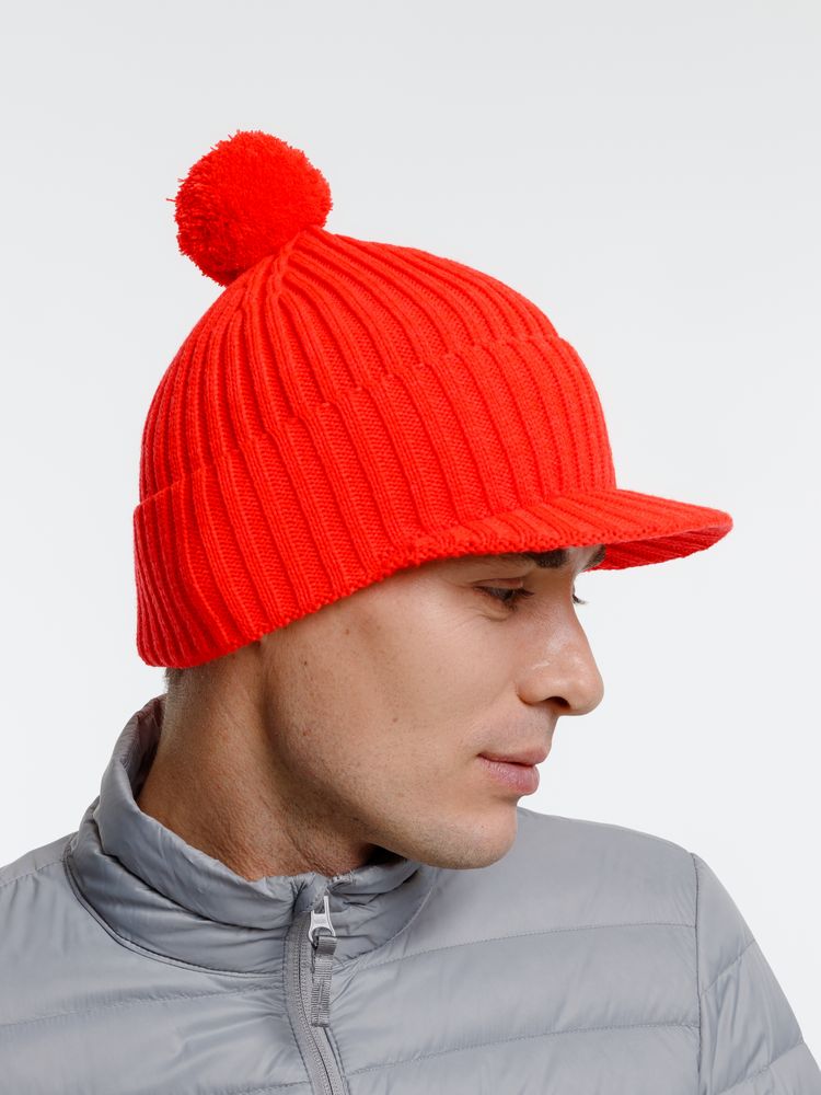 Вязаная шапка с козырьком Peaky