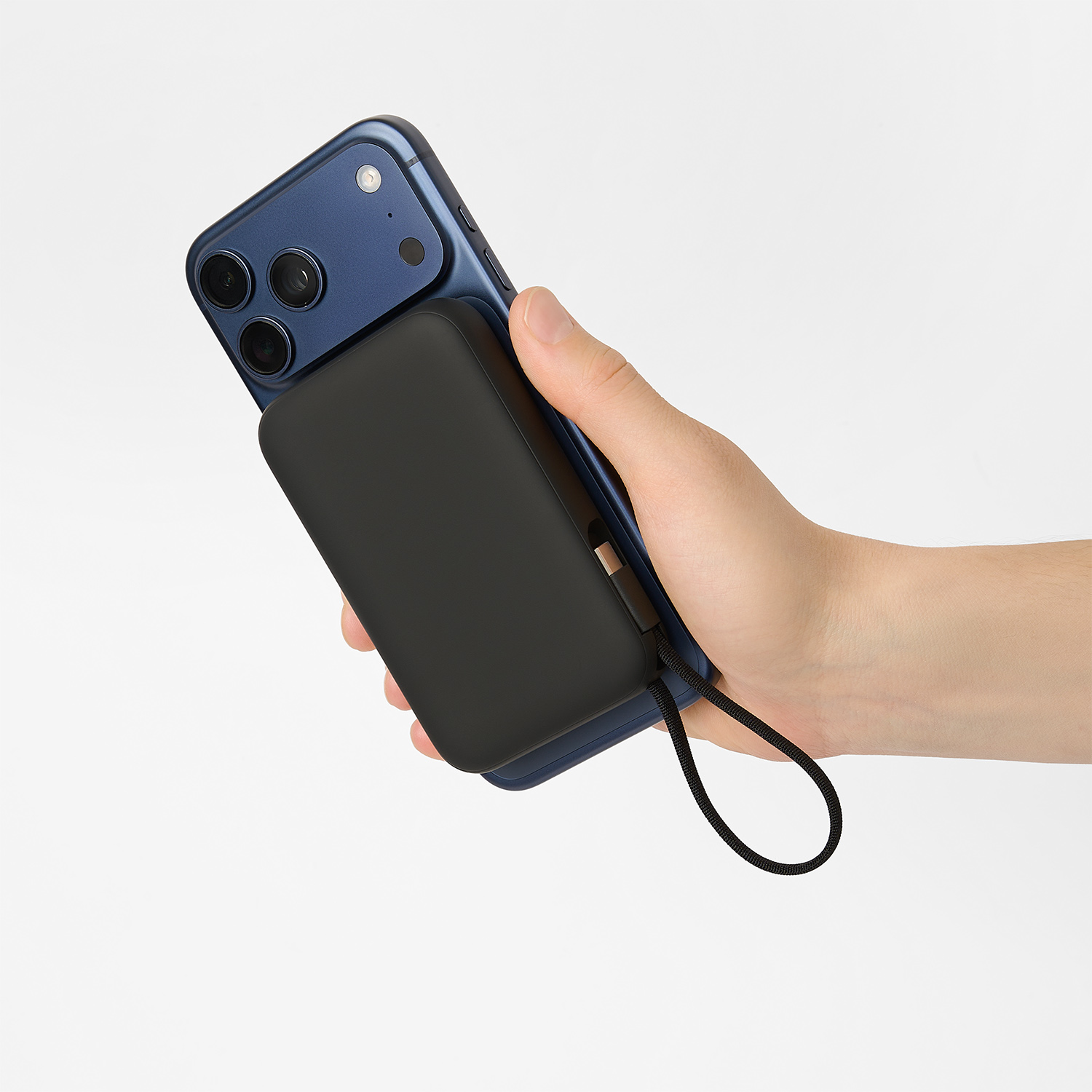 Внешний аккумулятор Комбо (Combo) 4-в-1 10000mAh с функцией беспроводной зарядки 15W, черный фото на сайте Print Logo.