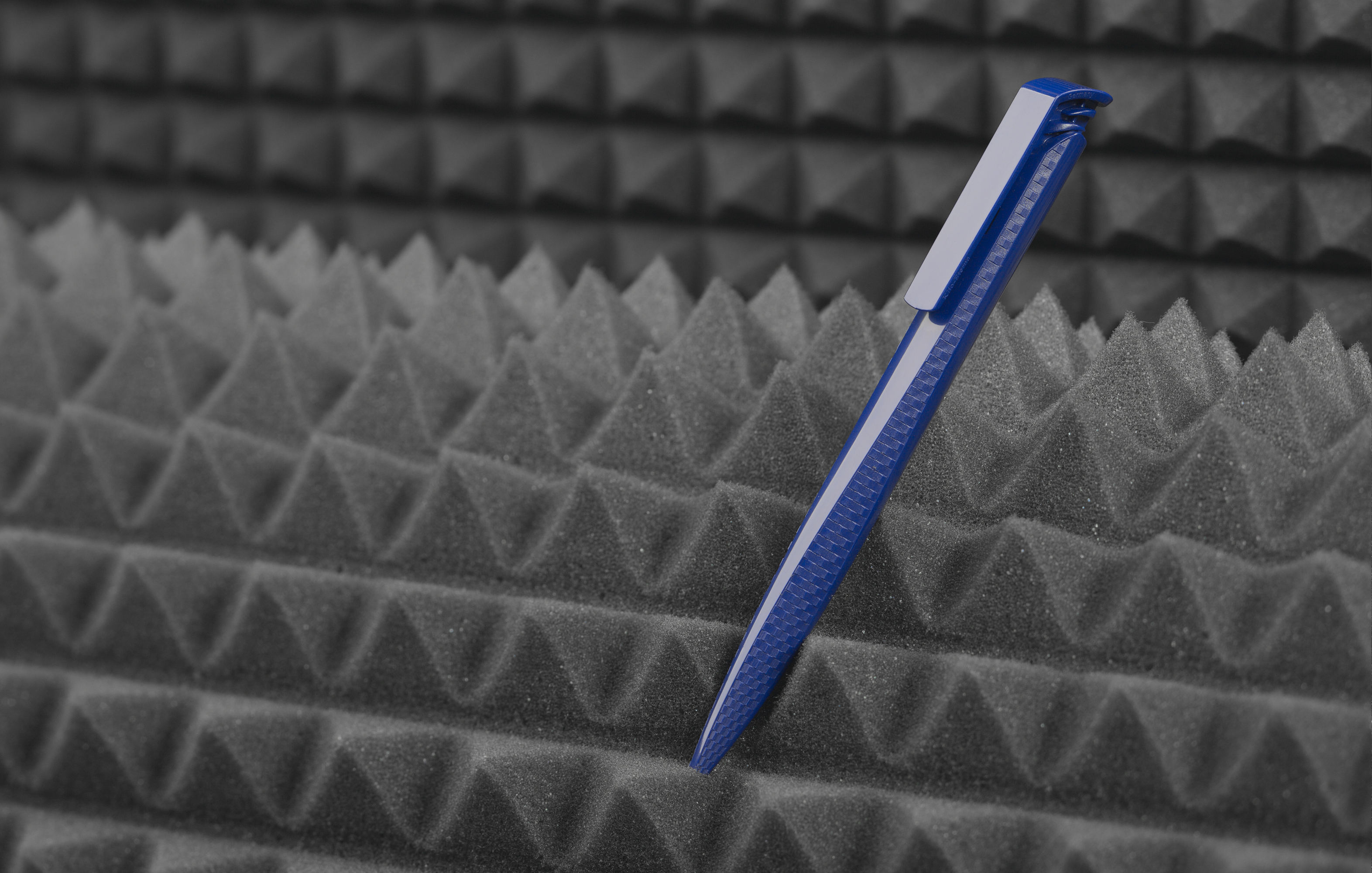 Ручка шариковая TRIAS CARBON, белый#, белый