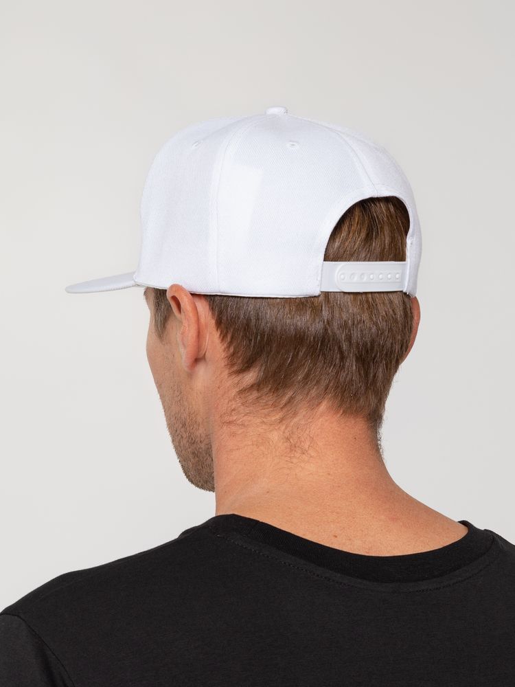 Бейсболка Snapback с прямым козырьком